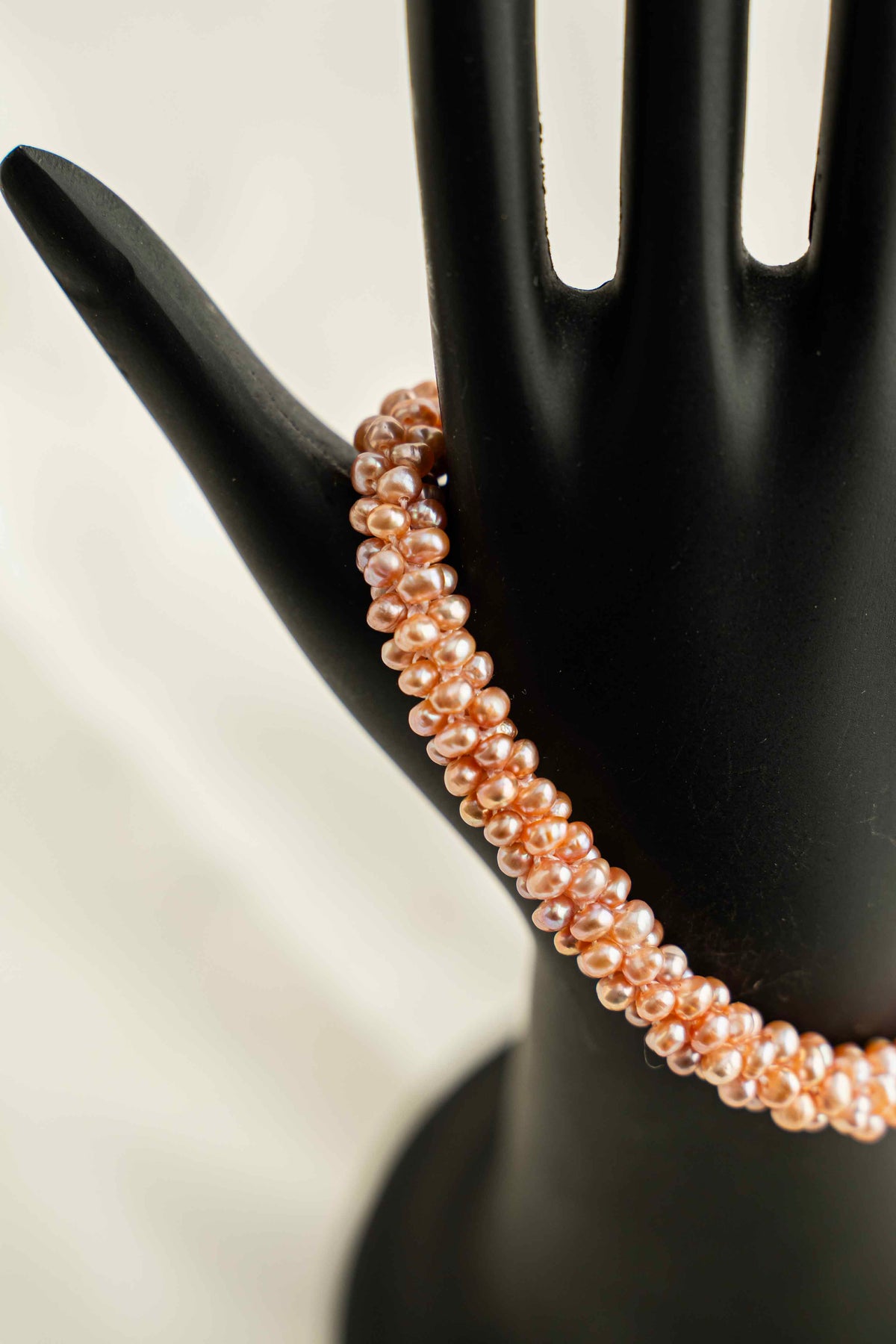 PEMBE ÖZEL ÖRGÜ ZARAFET BİLEKLİK - 320