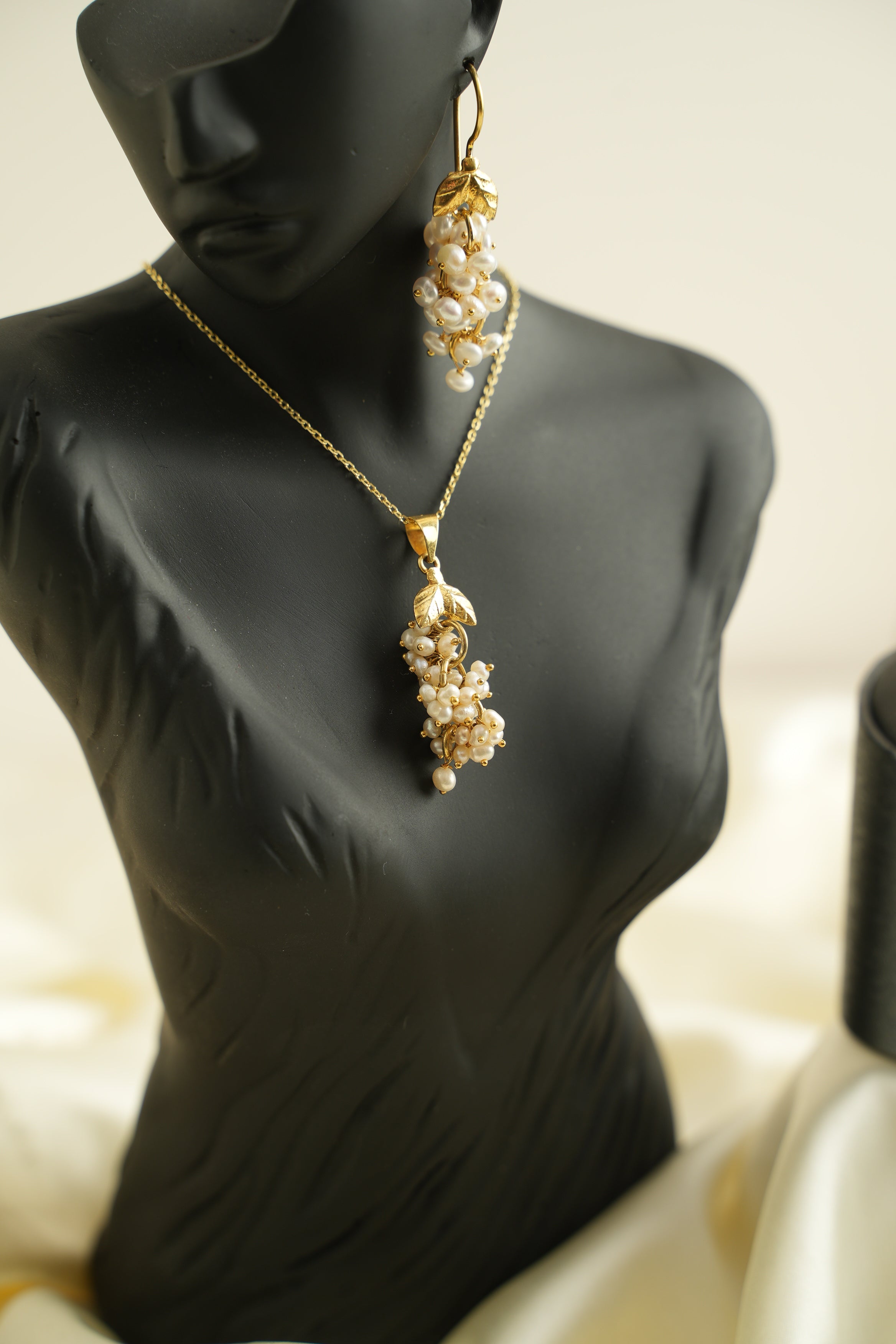 ÜZÜM SALKIMI ALTIN YALDIZLI GÜMÜŞ SET - ROSE 107