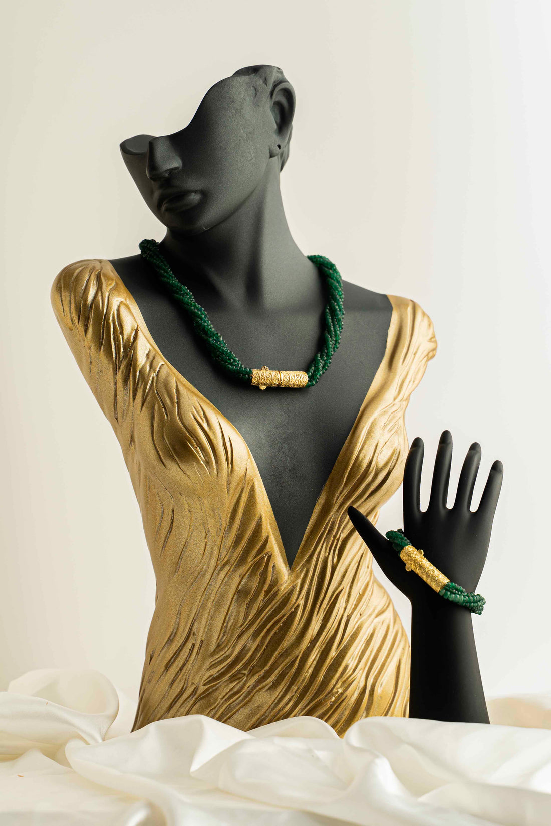 ZÜMRÜT ZARAFET SET - 305